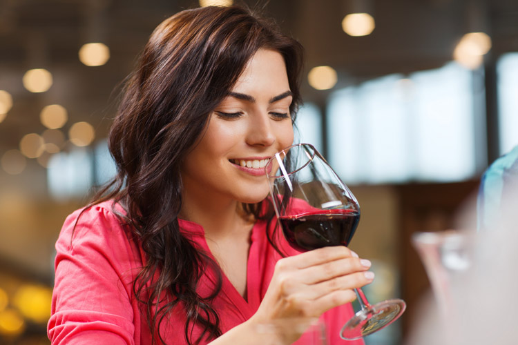 “A Glass to a Longer Life? Shocking Study Says Wine Drinkers May Live Longer Than Others